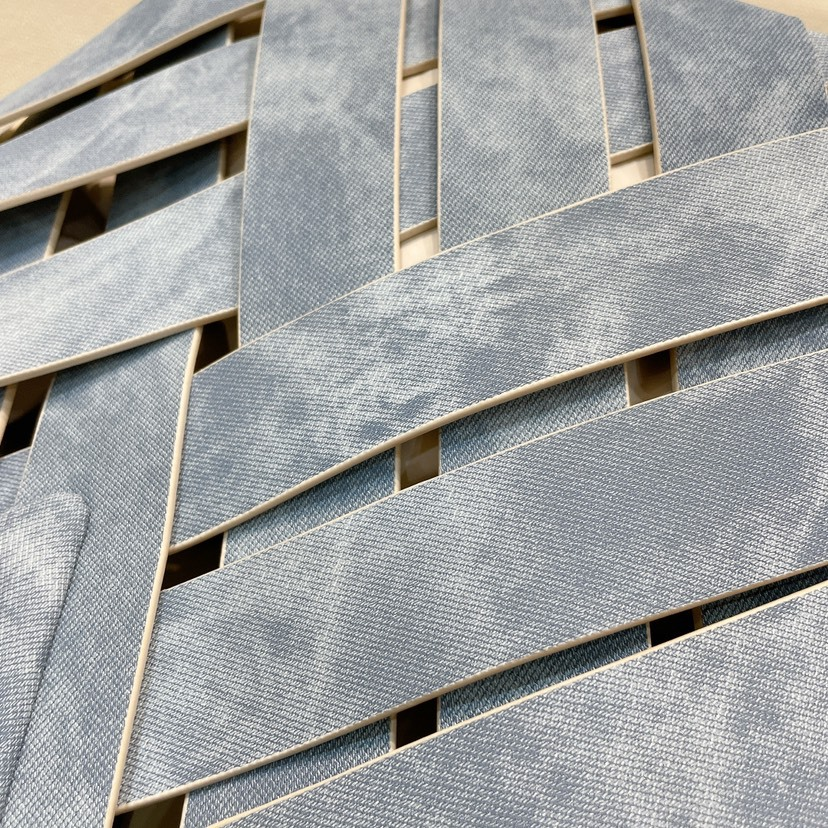 Priscilla Triangle Vinatge Bag