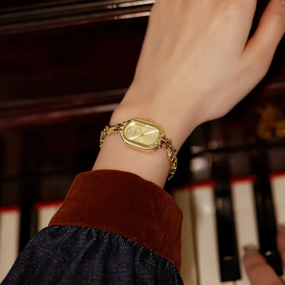 Kira Oval Quartz Watch